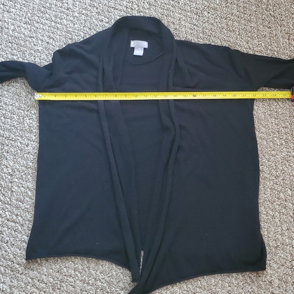 🖤 Sweater 🖤 - Picture 6 of 7